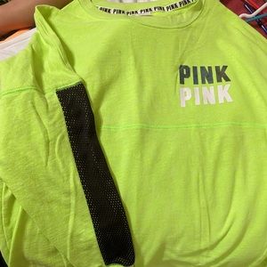 💚 VS PINK Sweatshirt